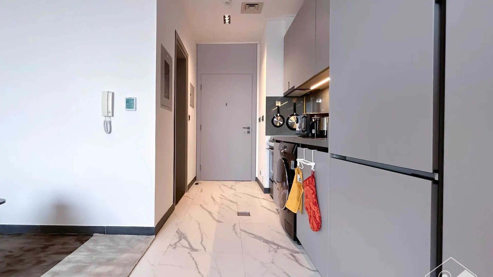 Modern Meydan Studio With Private Balcony Dubai Apartment