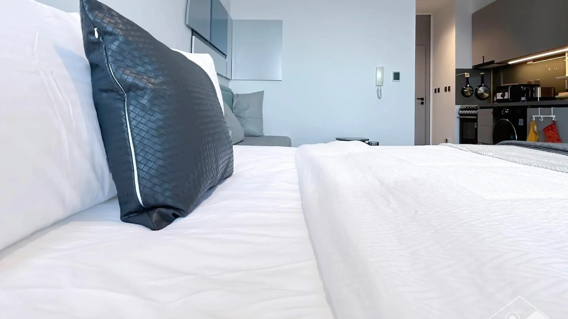 Modern Meydan Studio With Private Balcony Dubai Apartment
